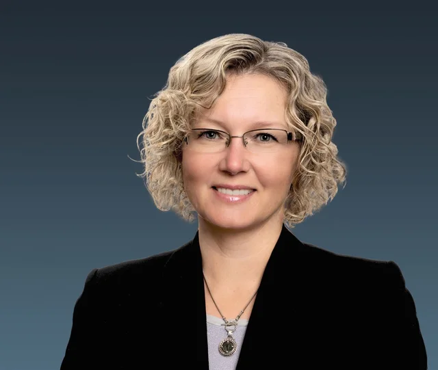 Mrs. Anna V. Kamenova, ASA appraiser or business image