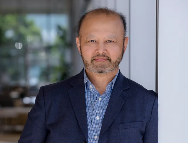 Mr. Vince L. Nidoy, ASA appraiser or business image