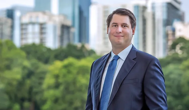 Mr. Nicholas Henriquez, ASA appraiser or business image