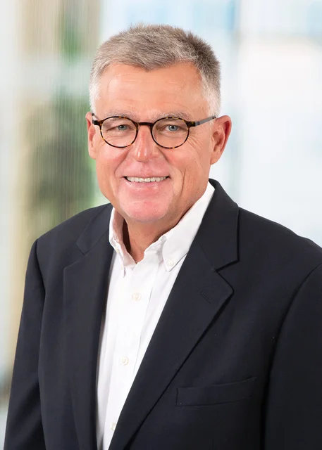 Mr. Robert F. Mulqueen, Jr., ASA appraiser or business image