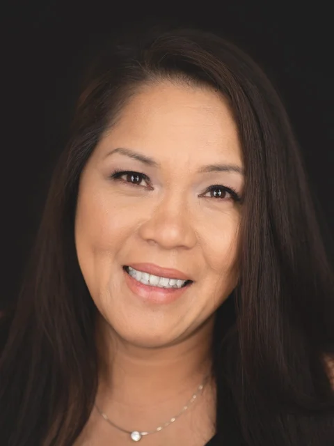 Ms. Gina Kite, ASA, IFAS appraiser or business image