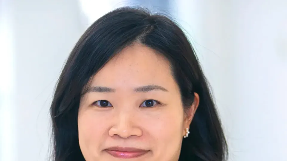 Mrs. Yong Zhang, ASA appraiser or business image