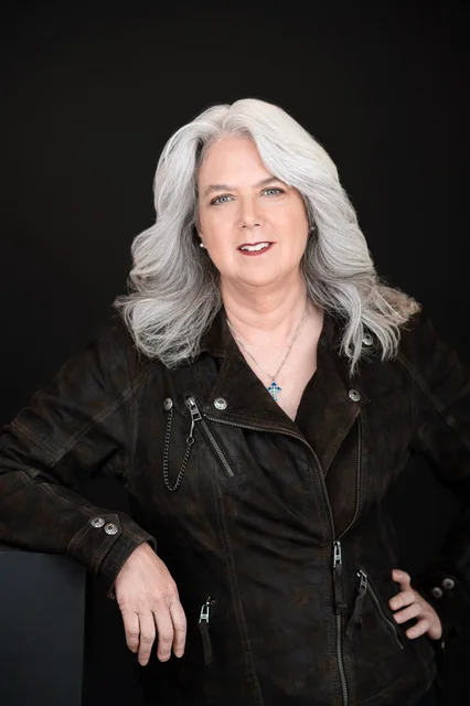 Ms. Laura J. Lemco, AM appraiser or business image