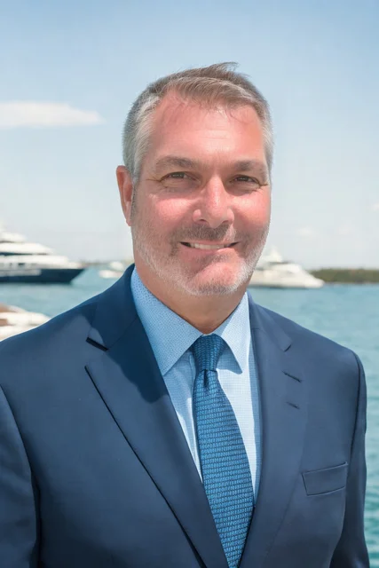 Mr. Richard Erik Thompson, AM appraiser or business image