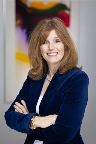 Lori L. Stefek appraiser or business image