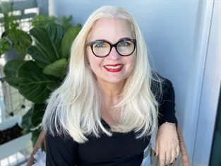 Rochi Llaneza appraiser or business image