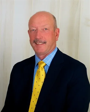 Leon E. Castner appraiser or business image
