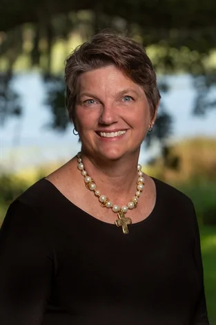 Libby Holloway appraiser or business image