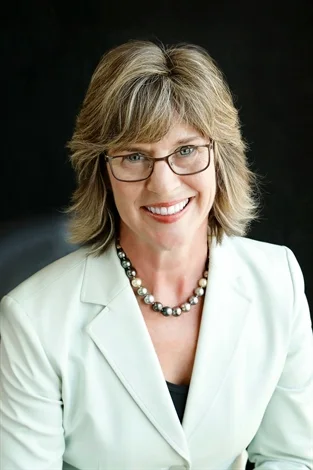 Tracey L. Kahle appraiser or business image