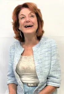 Ninya Lee Greek appraiser or business image