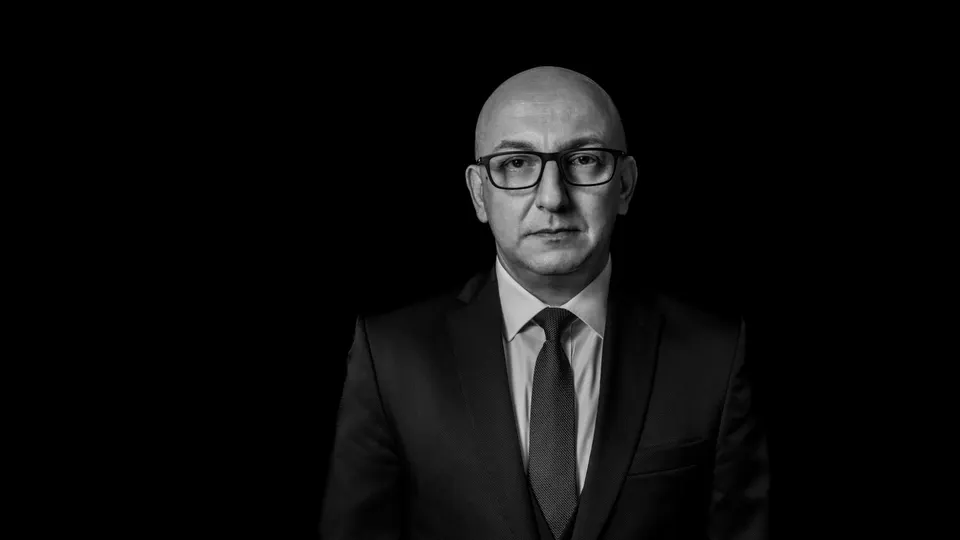 Spyromilios, George appraiser or business image